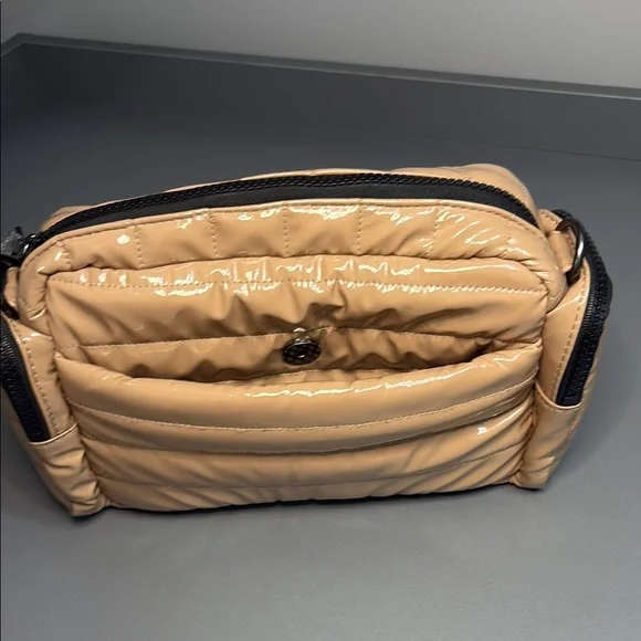 THINK ROYLN Tan and Black Quilted Crossbody Bag - Picture 6 of 13